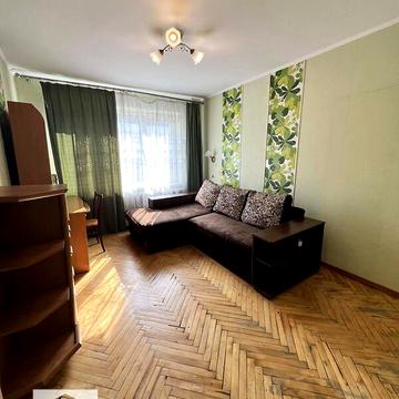 Продаж 4к Квартира Тролейбусна вулиця