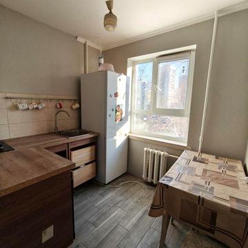 Продаж 2-во кімнатної квартири на Виноградарі