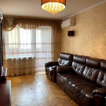 Оренда 2к квартири (газ) Кирилівська, 129а (біля Куренівського ринку)