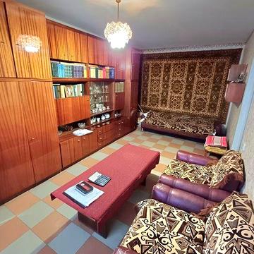 Продам 2-х комнатную квартиру на 7/9 в Центре