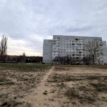 2 кімнатна Миру 12 8п, з ремонтом та меблями  можливо по сертифікату