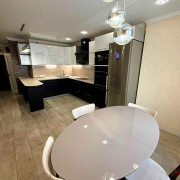 Продам квартиру с шикарным ремонтом на Таирова