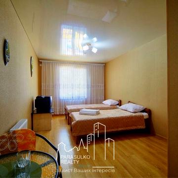 Продам просторий будинок у затишному місці