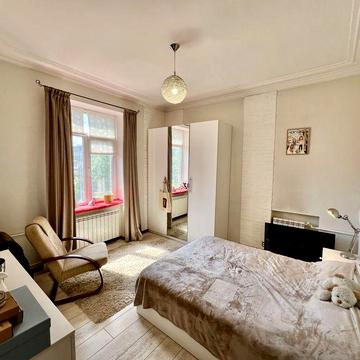 Продаж квартири, Соцмісто, метро Дарниця, Сталінка, Будівельників