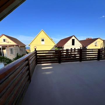 Виноградна вул.