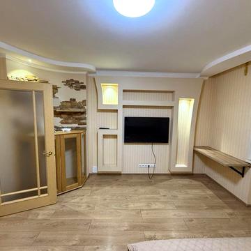 Оренда двокімнатної квартири Замостя Коцюбинського. Центральний ринок