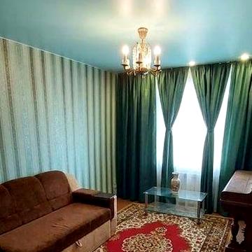 3-кімнатна біля метро Спортивна