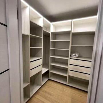 Довгострокова оренда 1к Квартира Сімейна вулиця ЖК Днепровская Брама 2