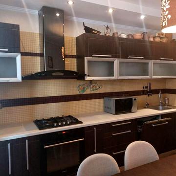 Тарасівська вул., 8-А