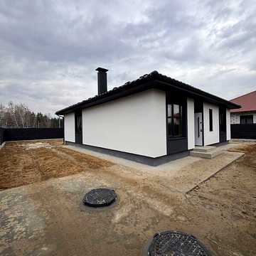 Продаж 3к Дім Центральна вулиця