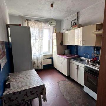 Фурманова велика 3-х кімнатна квартира