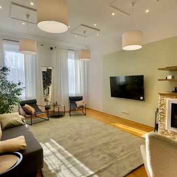 Оренда 4 кім квартири в центрі Львова, з терасою на ПАРК!