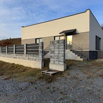 Продаж будинку р-н. Авторинку!