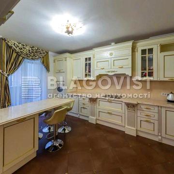 Продаж 4 кімнатної квартири вул.Павлівська, 26/41 з ремонтом без%