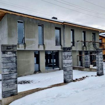 Продам великий котедж в тихому районі!