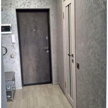 1 кімнатна квартира з гарним ремонтом на Замості.