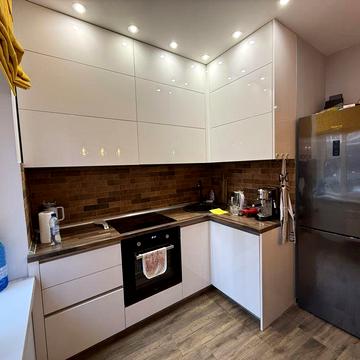 Аренда 2к квартира Каманина Аркадия 32 Жемчужина 2 этаж