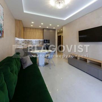 Джона Маккейна вул. (Івана Кудрі), 7