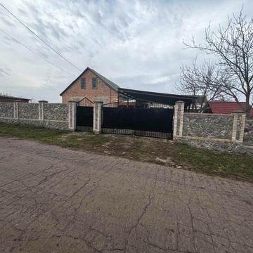 Продам будинок !