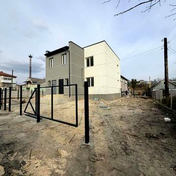 Продається таунхаус  , будинок