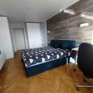 Аренда 2 х Ком кв ( Комнаты Раздельные ) Ул Базарная Центр Книжка