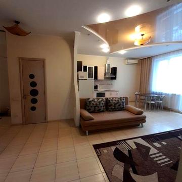 Пишоновская 26/1, 10 этаж, просторная двушка