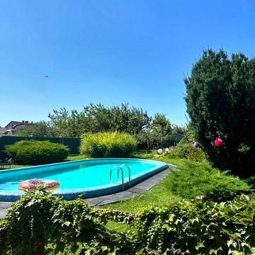 Оренда Будинку біля моря з великим басейном та генератором  Крижанівка