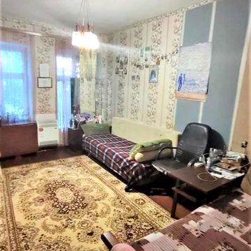 Продам 2 комн квартиру центр Ломаный пер. Скидановская