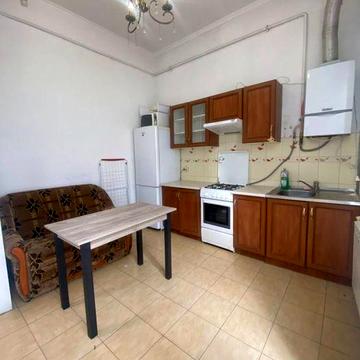 Оренда 1 кім. квартири на Лисенка. Центр.