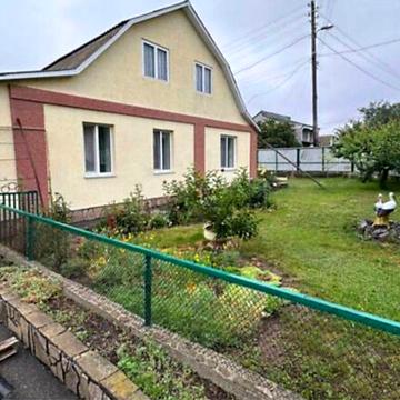 Оренда частини будинку . Вінниця, Старе місто . Всі зручності.