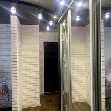 Продам 3- х кім. кв з кап.ремотом і меблями на 4-м районі.