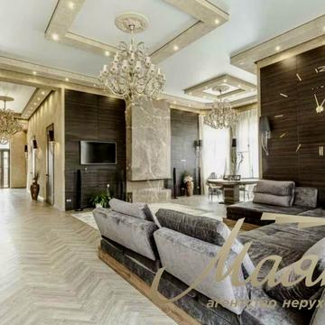 Івана Франка вул., 16