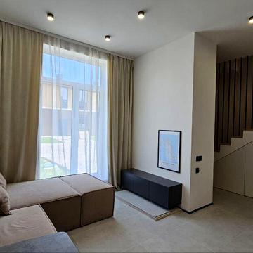 Заповідна, 1