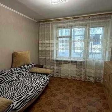 1 кімнатна в центрі цегляний будинок меблі техніка 15900