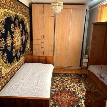 Продам 2-комнатную квартиру на Правде