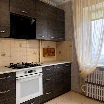 Довгострокова оренда 1-кім квартири вул. Карнаухова