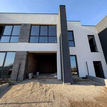 Продаж цегляного котеджу Байківці