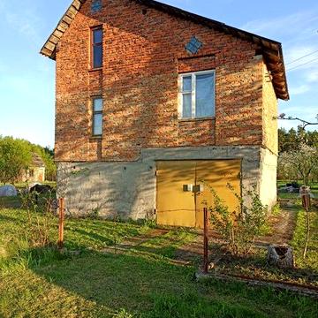 Дачний будинок. Нерухомість.