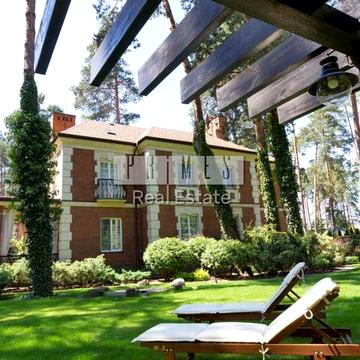 Оренда  / Будинок / Романків