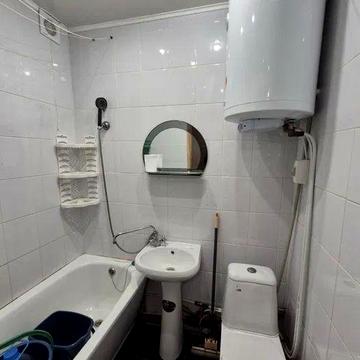 Продам квартиру, малосемека,Клочко, Левый берег, Караван