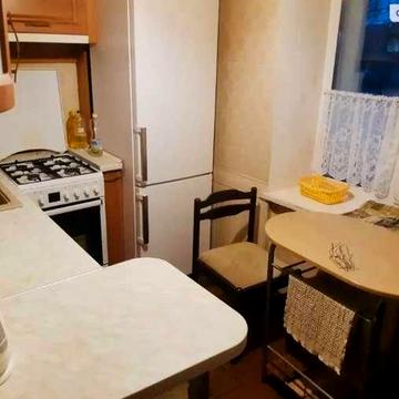 Терміновий продаж 2к квартира косметичний ремонт Сирець 8 хв до метро