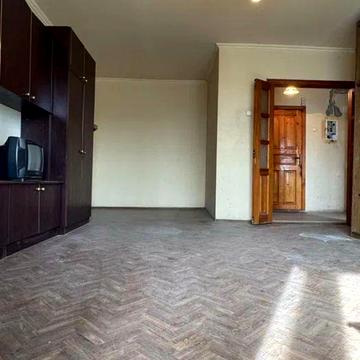 1 - комн. 39,9 м. кв., 7/9 кирп., ж/м Солнечный. Свежий кап ремонт.