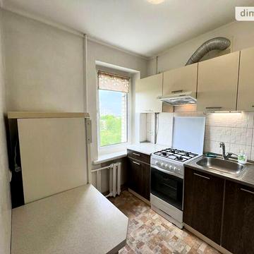 Довгострокова оренда 1к Квартира Петлюри Симона вулиця