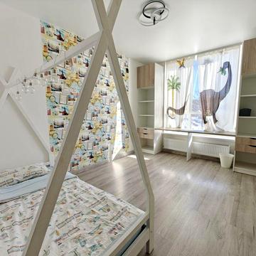 Без комісії Євротрьошка з двома спальнями оренда квартири р-н Синергія