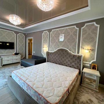 Оренда просторої 3-кімнатної квартири — вул. Околична