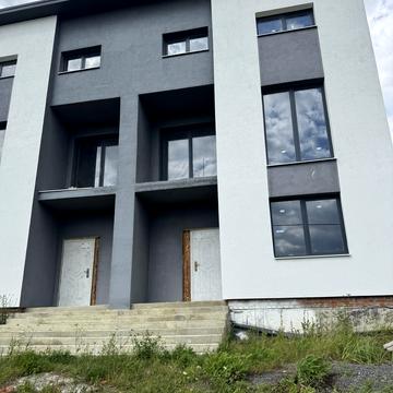 Олександра Довженка вул.