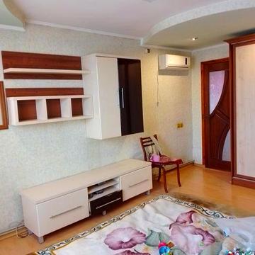 Продаж великої частини будинку в місті!