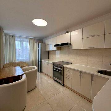 2 кімнатна в новобудові вулиця Пасічна