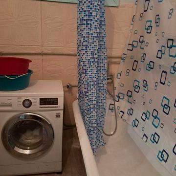 Здається трьох кімнатна квартира.