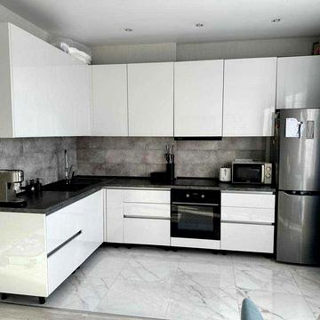 Затишна квартира з кладовою в жк "Континент" вул.Люстдорфська дорога